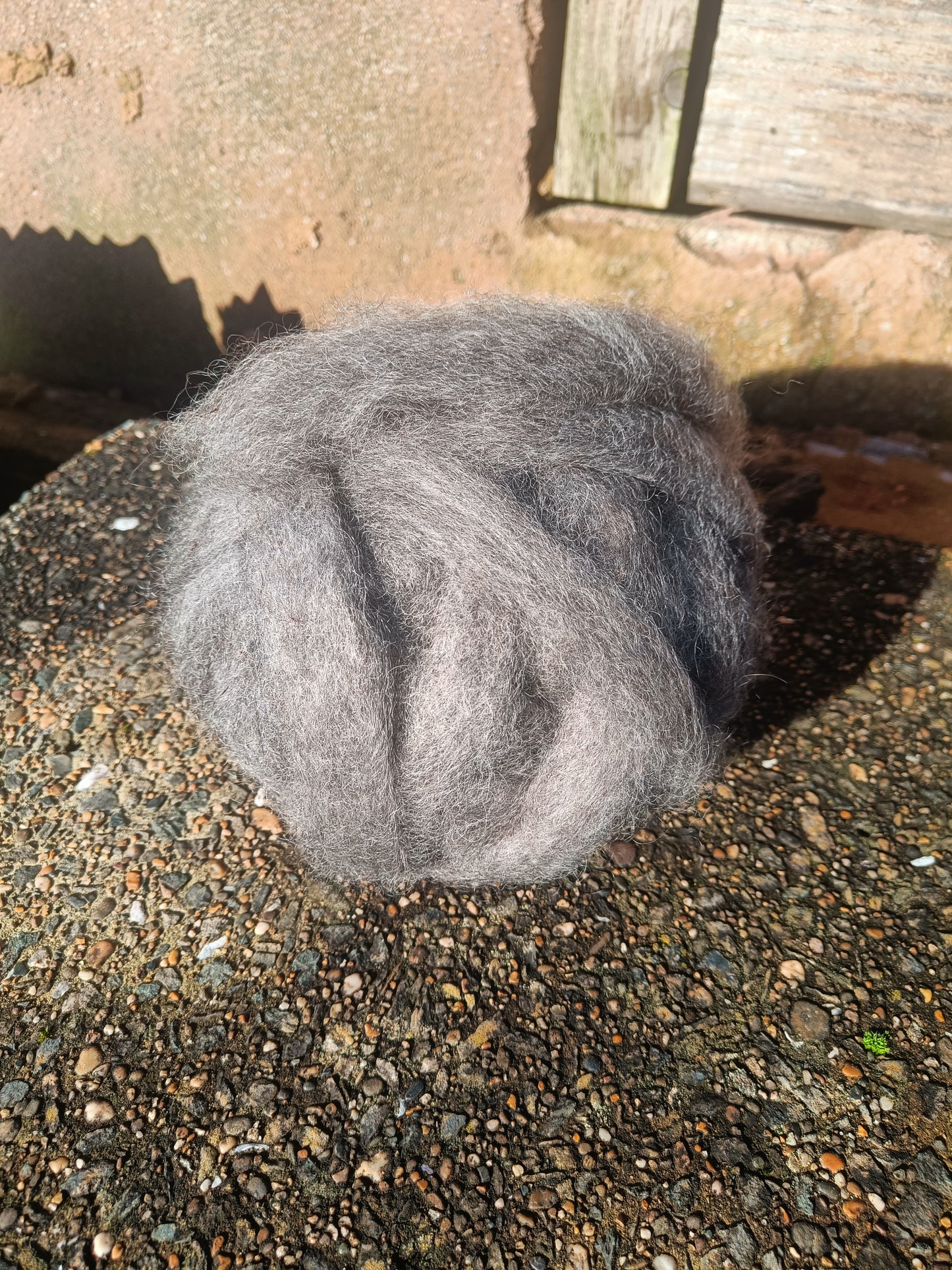 Leicester Longwool cross Shetland Wool - Grey Sliver